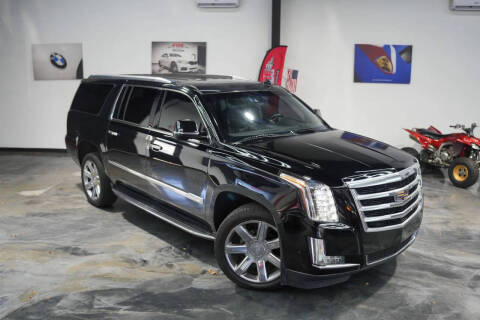 2018 Cadillac Escalade ESV Luxury