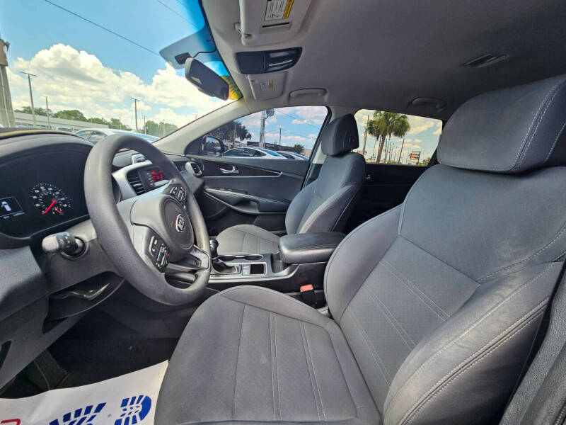 2017 Kia Sorento