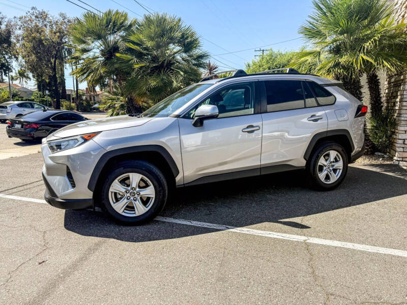 2020 Toyota RAV4 XLE