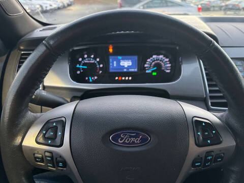 2019 Ford Taurus SEL