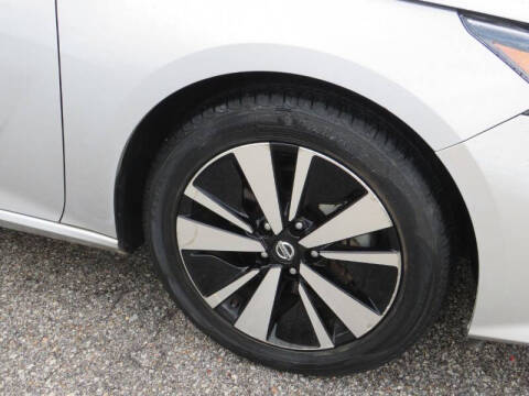 2021 Nissan Altima 2.5 SV