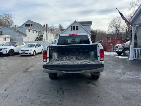 2021 RAM 1500 Classic SLT