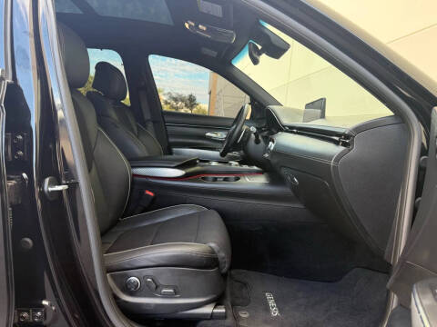 2024 Genesis GV70 2.5T Standard