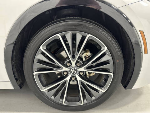 2025 Toyota Prius XLE