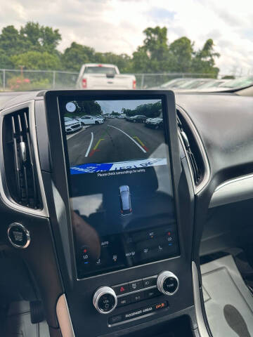 2022 Ford Edge SEL