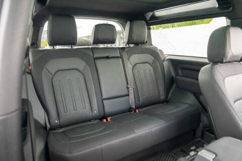 2022 Land Rover Defender 90 X-Dynamic S