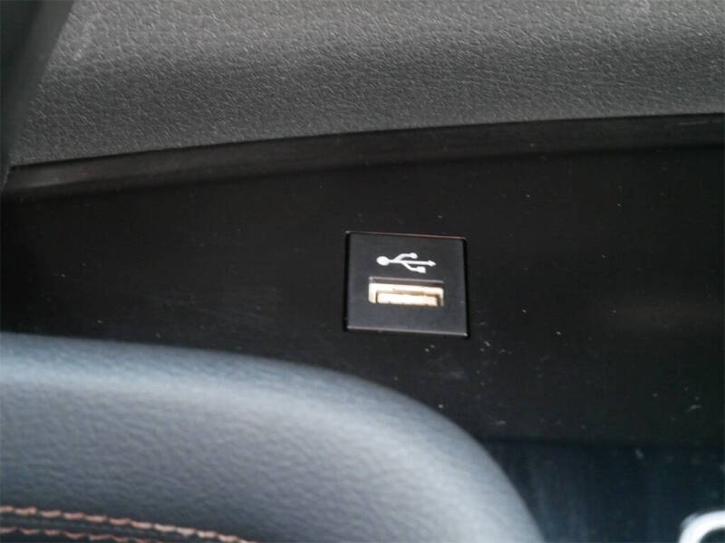 2025 Toyota Sienna Platinum 7-Passenger