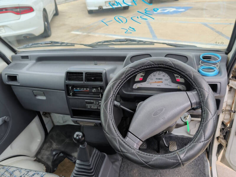 1997 Mitsubishi Minicab
