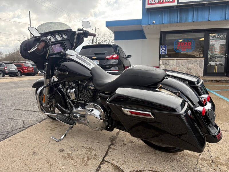 2022 Harley-Davidson Street Glide