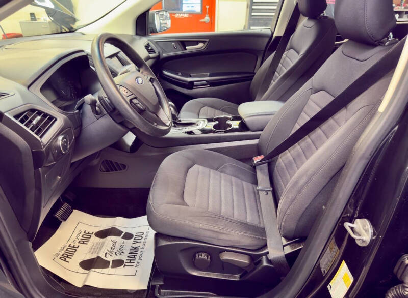 2015 Ford Edge SE