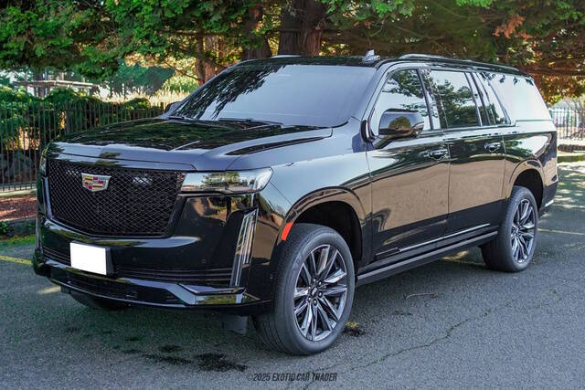 2023 Cadillac Escalade ESV Sport Platinum
