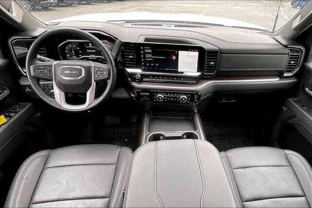 2025 GMC Sierra 3500HD