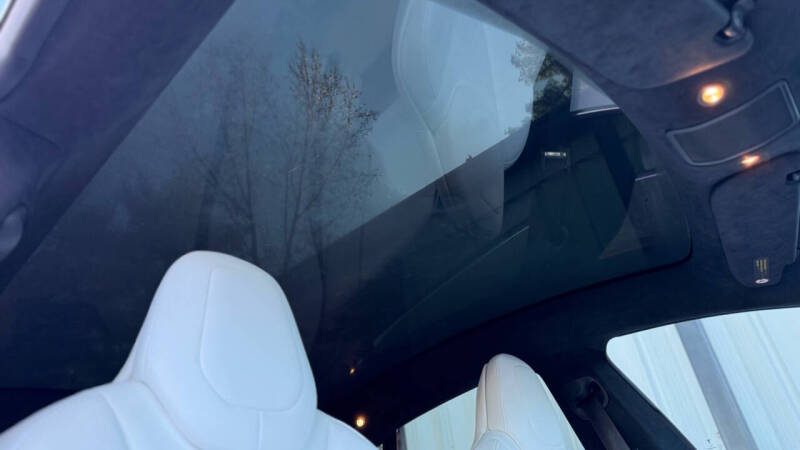 2018 Tesla Model S 75D