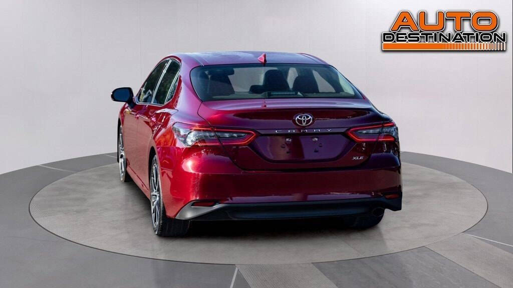 2022 Toyota Camry for sale at Auto Destination in Puyallup, WA