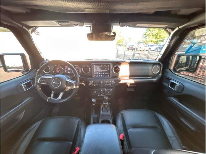 2020 Jeep Gladiator Overland