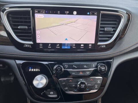 2021 Chrysler Pacifica Hybrid Pinnacle