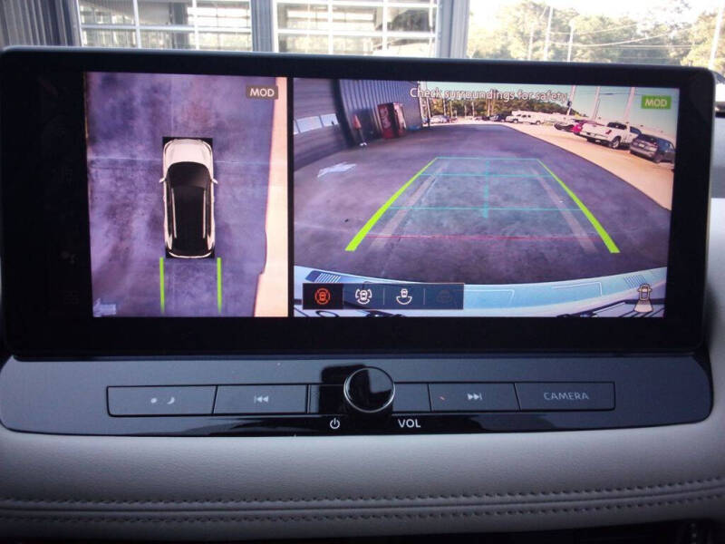 2025 Nissan Rogue SL