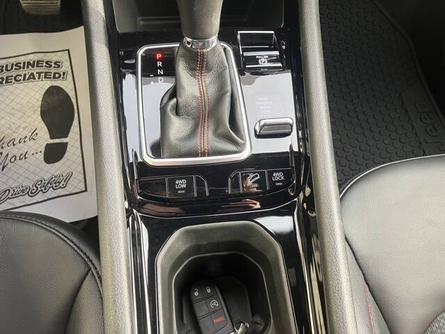 2025 Jeep Compass Trailhawk