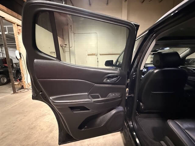2017 GMC Acadia SLT-2