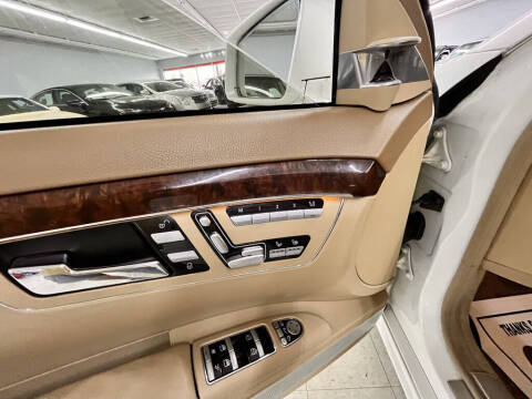 2011 Mercedes-Benz S-Class S 550 4MATIC