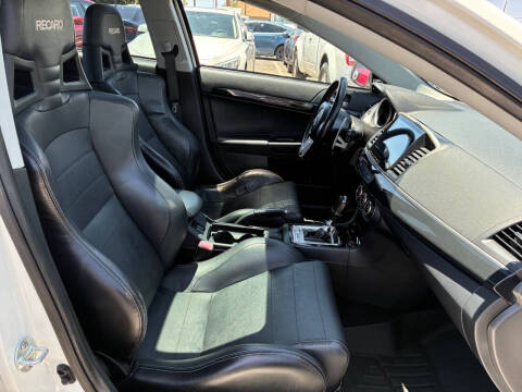 2012 Mitsubishi Lancer Evolution MR
