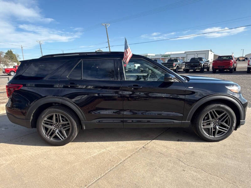 2024 Ford Explorer ST-Line