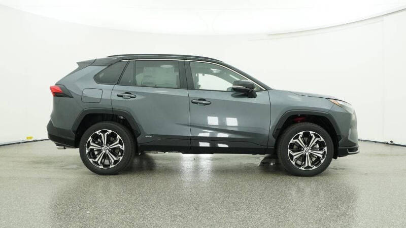 2025 Toyota RAV4 Plug-in Hybrid XSE