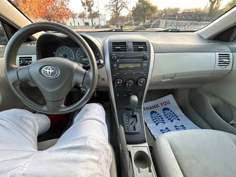 2009 Toyota Corolla LE