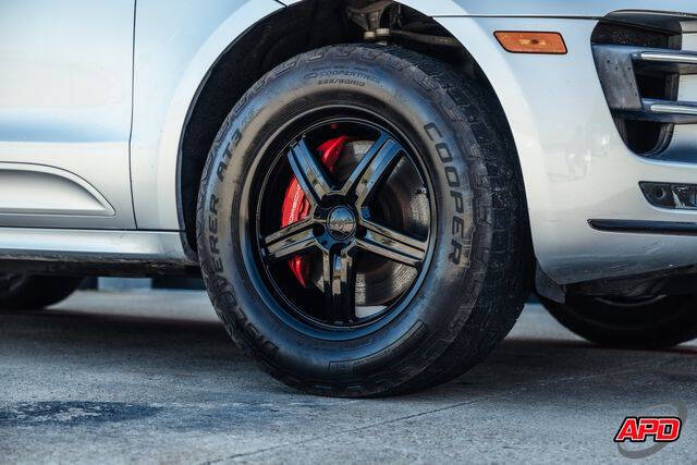 2015 Porsche Macan Turbo