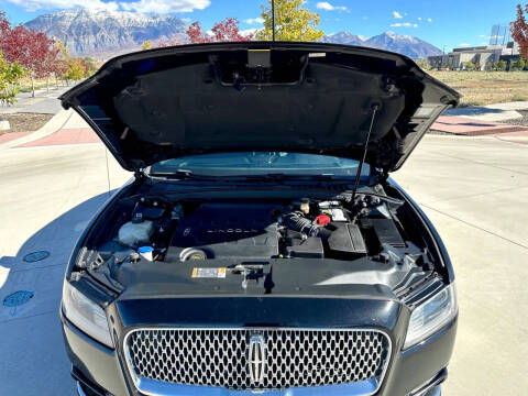 2017 Lincoln Continental Select