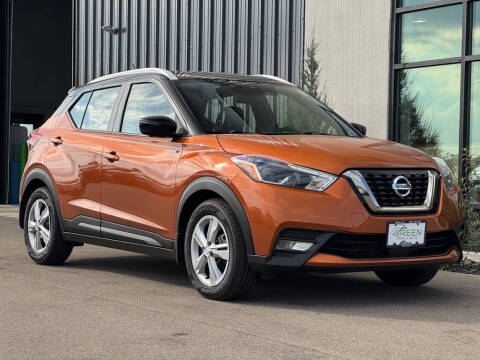 2020 Nissan Kicks SR