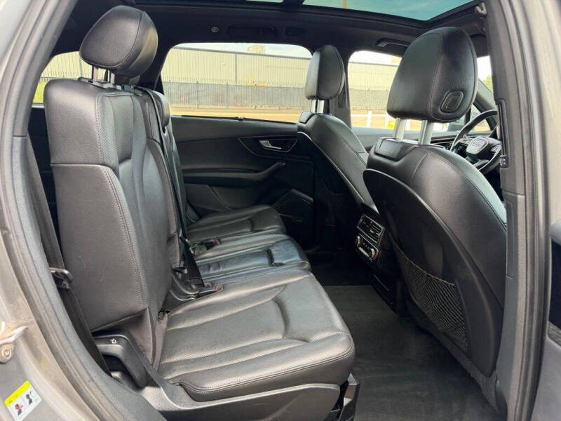 2017 Audi Q7 2.0T quattro Premium Plus