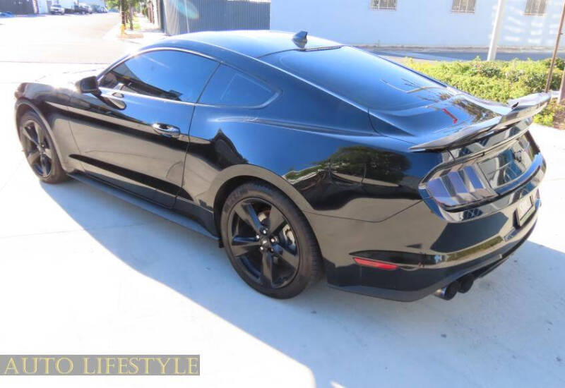 2022 Ford Mustang EcoBoost