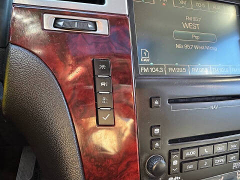 2010 Cadillac Escalade Luxury