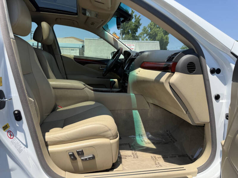 2007 Lexus LS 460