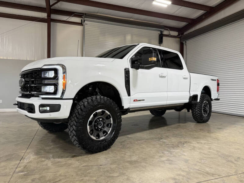 2023 Ford F-250 Super Duty Lariat's photo