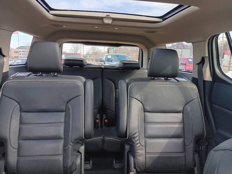 2017 GMC Acadia Denali