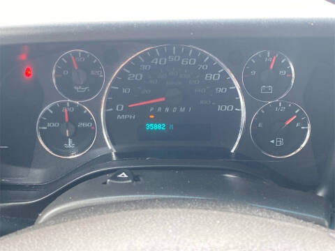 2023 Chevrolet Express 2500