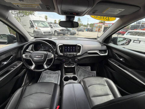 2022 GMC Terrain SLT