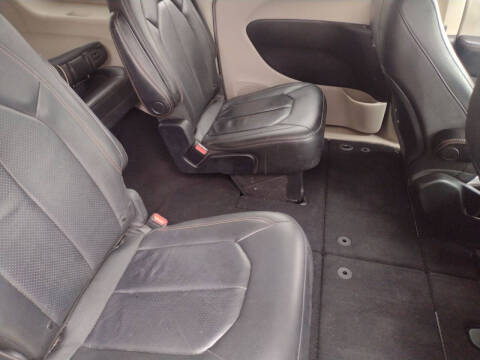 2020 Chrysler Pacifica Touring L