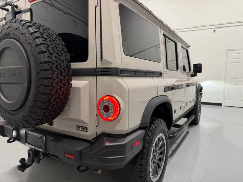 2025 Ineos Grenadier Fieldmaster