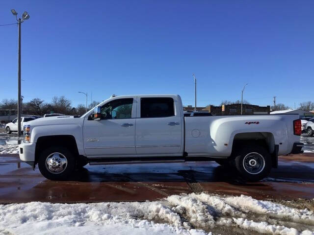 Used 2018 Chevrolet Silverado 3500HD High Country with VIN 1GC4K1EY9JF273372 for sale in Vinita, OK