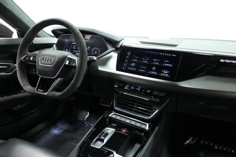 2022 Audi RS e-tron GT quattro