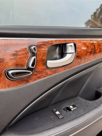2012 Hyundai Equus