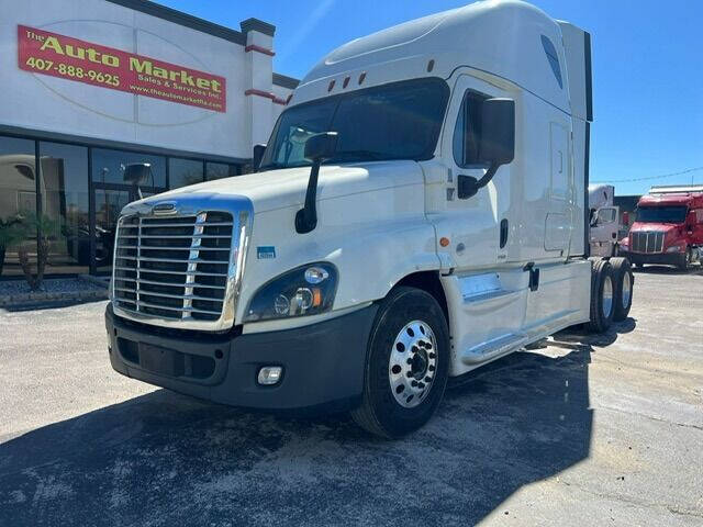 2018 Freightliner Cascadia for sale at The Auto Market Sales & Services Inc. in Orlando FL