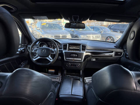 2016 Mercedes-Benz GL-Class AMG GL 63