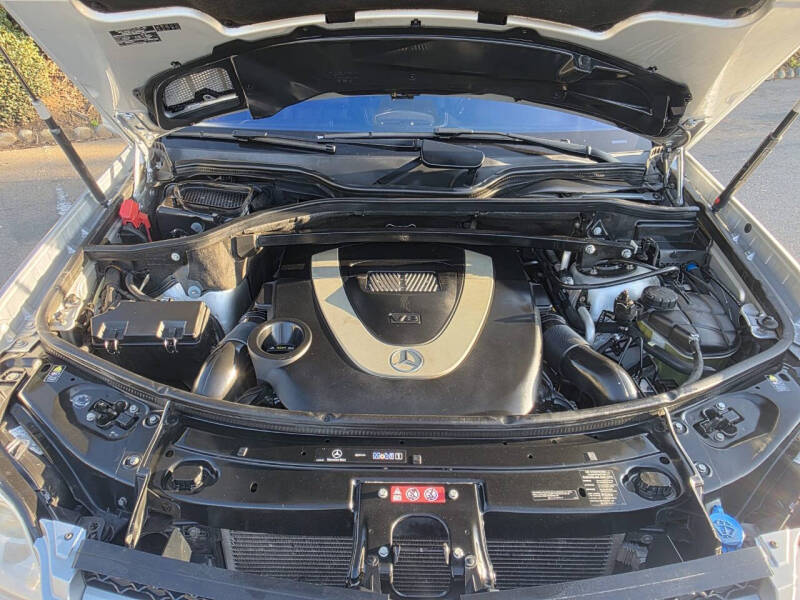 2011 Mercedes-Benz GL-Class GL 550 4MATIC