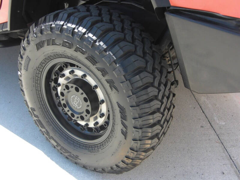 2003 HUMMER H2 Lux Series