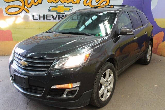 Used 2017 Chevrolet Traverse LT with VIN 1GNKRGKD9HJ148636 for sale in Grand Ledge, MI