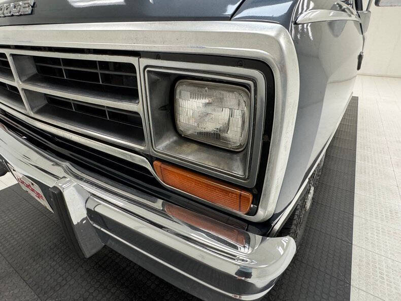 1989 Dodge Ramcharger 150